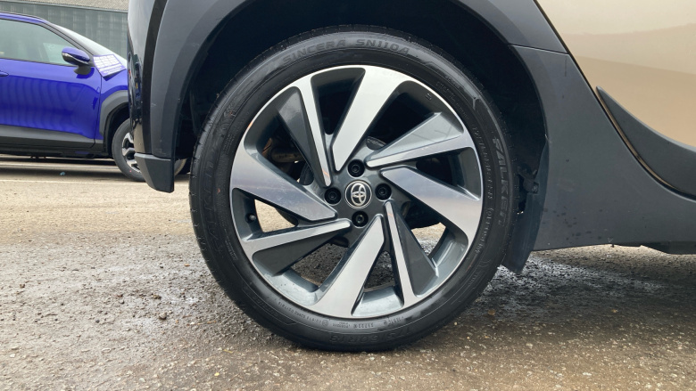 Toyota Aygo X 1.0 VVT-i Edge 5dr Petrol Hatchback